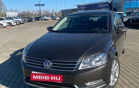 Volkswagen Passat B7, 2012 год, 1 390 000 рублей, 2 фотография