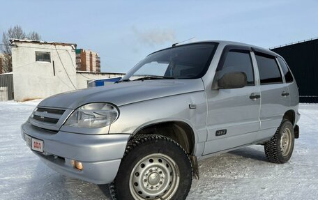 Chevrolet Niva I рестайлинг, 2005 год, 335 000 рублей, 2 фотография