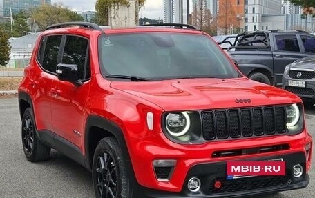 Jeep Renegade I рестайлинг, 2021 год, 2 140 000 рублей, 2 фотография