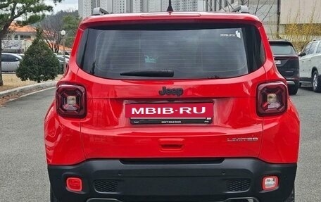 Jeep Renegade I рестайлинг, 2021 год, 2 140 000 рублей, 4 фотография