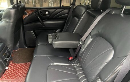 Infiniti QX80 I рестайлинг, 2015 год, 3 350 000 рублей, 13 фотография