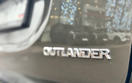 Mitsubishi Outlander III рестайлинг 3, 2019 год, 2 390 000 рублей, 31 фотография