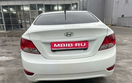 Hyundai Solaris II рестайлинг, 2014 год, 645 000 рублей, 4 фотография