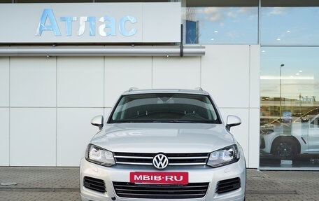 Volkswagen Touareg III, 2012 год, 2 050 000 рублей, 2 фотография