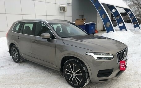 Volvo XC90 II рестайлинг, 2021 год, 5 450 000 рублей, 8 фотография