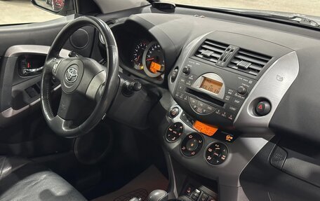 Toyota RAV4, 2007 год, 1 330 000 рублей, 33 фотография