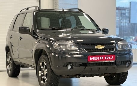 Chevrolet Niva I рестайлинг, 2018 год, 850 000 рублей, 3 фотография