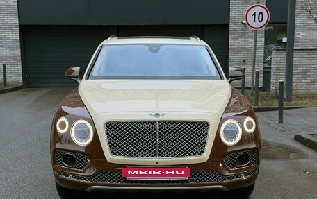 Bentley Bentayga I, 2016 год, 10 490 000 рублей, 3 фотография