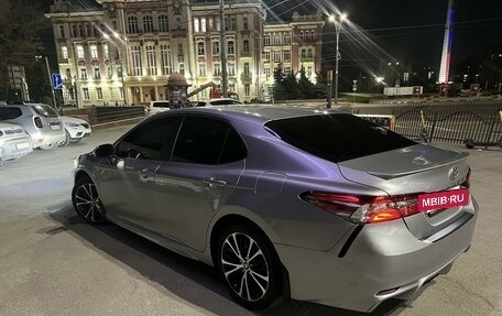 Toyota Camry, 2018 год, 2 450 000 рублей, 5 фотография