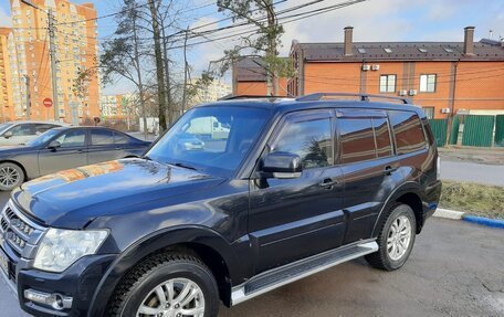 Mitsubishi Pajero IV, 2014 год, 2 850 000 рублей, 2 фотография