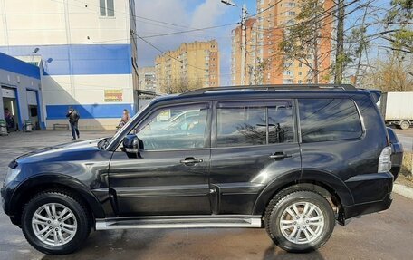 Mitsubishi Pajero IV, 2014 год, 2 850 000 рублей, 9 фотография