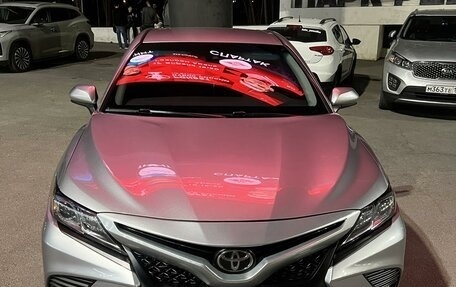 Toyota Camry, 2018 год, 2 450 000 рублей, 10 фотография