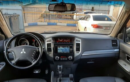 Mitsubishi Pajero IV, 2014 год, 2 850 000 рублей, 15 фотография