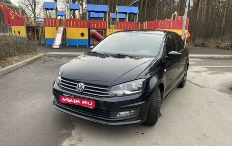 Volkswagen Polo VI (EU Market), 2017 год, 1 400 000 рублей, 2 фотография