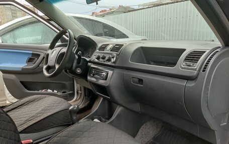 Skoda Fabia II, 2008 год, 360 000 рублей, 11 фотография