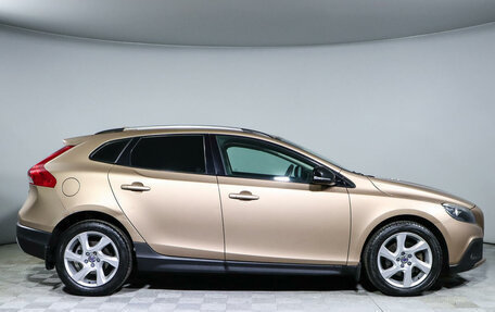 Volvo V40 Cross Country I, 2014 год, 1 175 300 рублей, 4 фотография