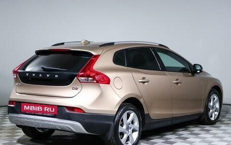 Volvo V40 Cross Country I, 2014 год, 1 175 300 рублей, 5 фотография