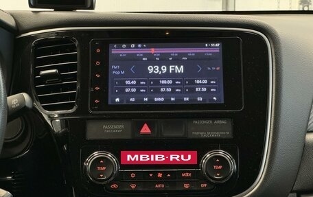 Mitsubishi Outlander III рестайлинг 3, 2018 год, 2 300 000 рублей, 22 фотография