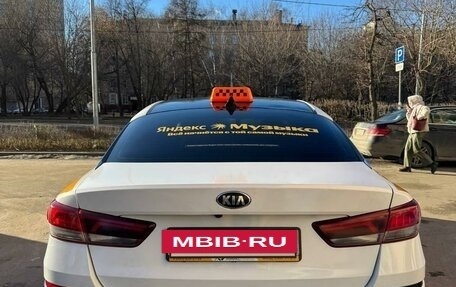 KIA K5, 2019 год, 1 810 000 рублей, 2 фотография