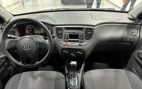 KIA Rio II, 2010 год, 999 900 рублей, 10 фотография