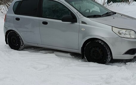 Chevrolet Aveo III, 2010 год, 405 000 рублей, 3 фотография