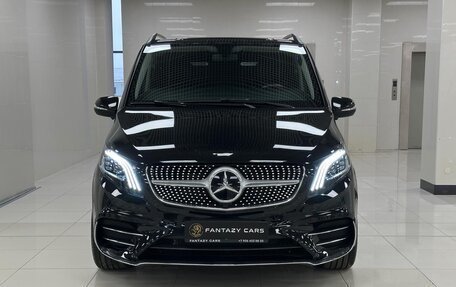 Mercedes-Benz V-Класс, 2022 год, 15 500 000 рублей, 2 фотография