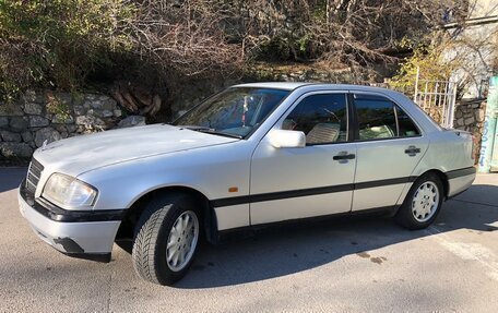 Mercedes-Benz C-Класс, 1996 год, 350 000 рублей, 2 фотография