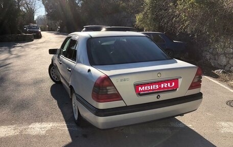 Mercedes-Benz C-Класс, 1996 год, 350 000 рублей, 5 фотография