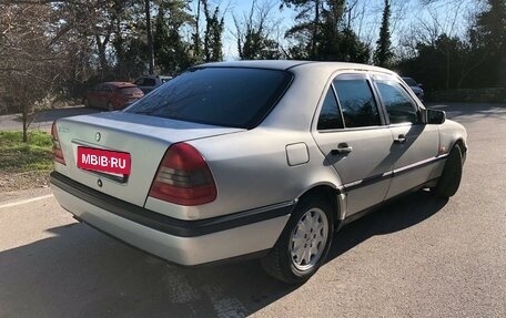 Mercedes-Benz C-Класс, 1996 год, 350 000 рублей, 4 фотография