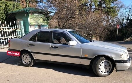 Mercedes-Benz C-Класс, 1996 год, 350 000 рублей, 3 фотография