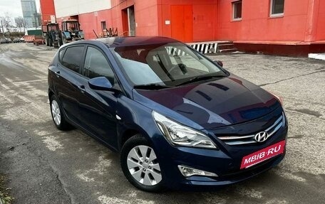 Hyundai Solaris II рестайлинг, 2016 год, 649 000 рублей, 3 фотография