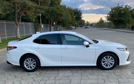 Toyota Camry, 2020 год, 2 670 000 рублей, 24 фотография