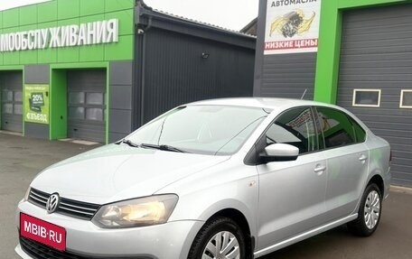 Volkswagen Polo VI (EU Market), 2013 год, 955 000 рублей, 1 фотография