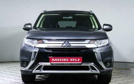 Mitsubishi Outlander III рестайлинг 3, 2021 год, 2 344 000 рублей, 2 фотография