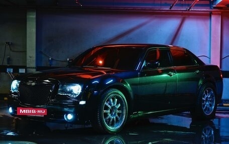 Chrysler 300C II, 2005 год, 1 150 000 рублей, 4 фотография