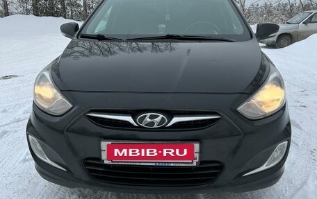 Hyundai Solaris II рестайлинг, 2012 год, 980 000 рублей, 7 фотография