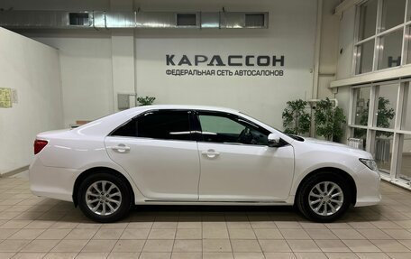 Toyota Camry, 2012 год, 1 390 000 рублей, 6 фотография