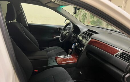 Toyota Camry, 2012 год, 1 390 000 рублей, 9 фотография