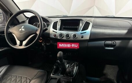 Mitsubishi L200 IV рестайлинг, 2014 год, 1 745 000 рублей, 12 фотография