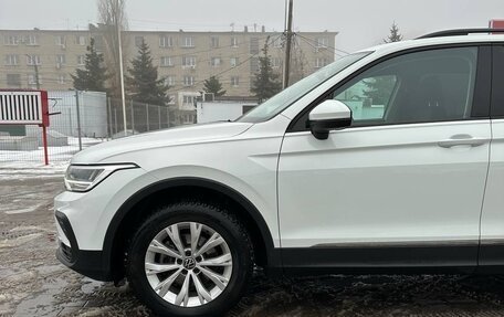 Volkswagen Tiguan II, 2021 год, 2 320 000 рублей, 4 фотография