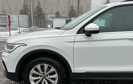 Volkswagen Tiguan II, 2021 год, 2 320 000 рублей, 6 фотография