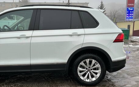 Volkswagen Tiguan II, 2021 год, 2 320 000 рублей, 5 фотография