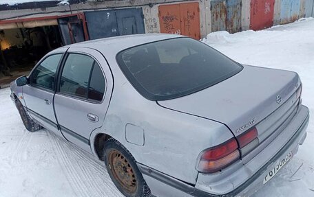 Nissan Maxima IV, 1996 год, 350 000 рублей, 4 фотография