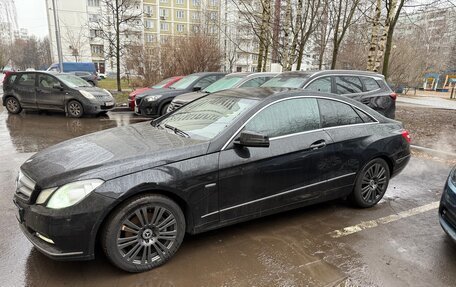 Mercedes-Benz E-Класс, 2011 год, 1 500 000 рублей, 3 фотография