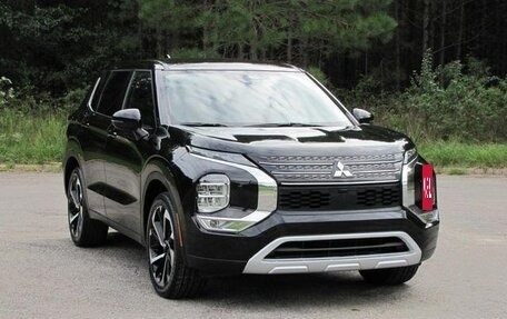 Mitsubishi Outlander, 2023 год, 4 470 000 рублей, 2 фотография