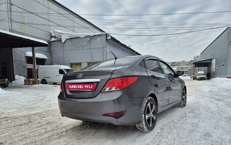 Hyundai Solaris II рестайлинг, 2015 год, 600 000 рублей, 9 фотография