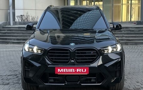 BMW X5 M, 2024 год, 26 000 000 рублей, 2 фотография