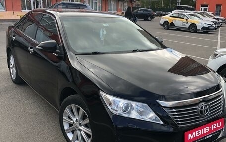 Toyota Camry, 2014 год, 1 830 000 рублей, 2 фотография