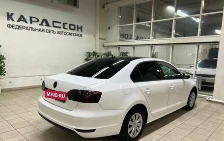 Volkswagen Jetta VI, 2014 год, 950 000 рублей, 2 фотография