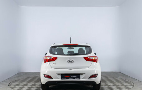 Hyundai i30 II рестайлинг, 2014 год, 1 127 000 рублей, 6 фотография